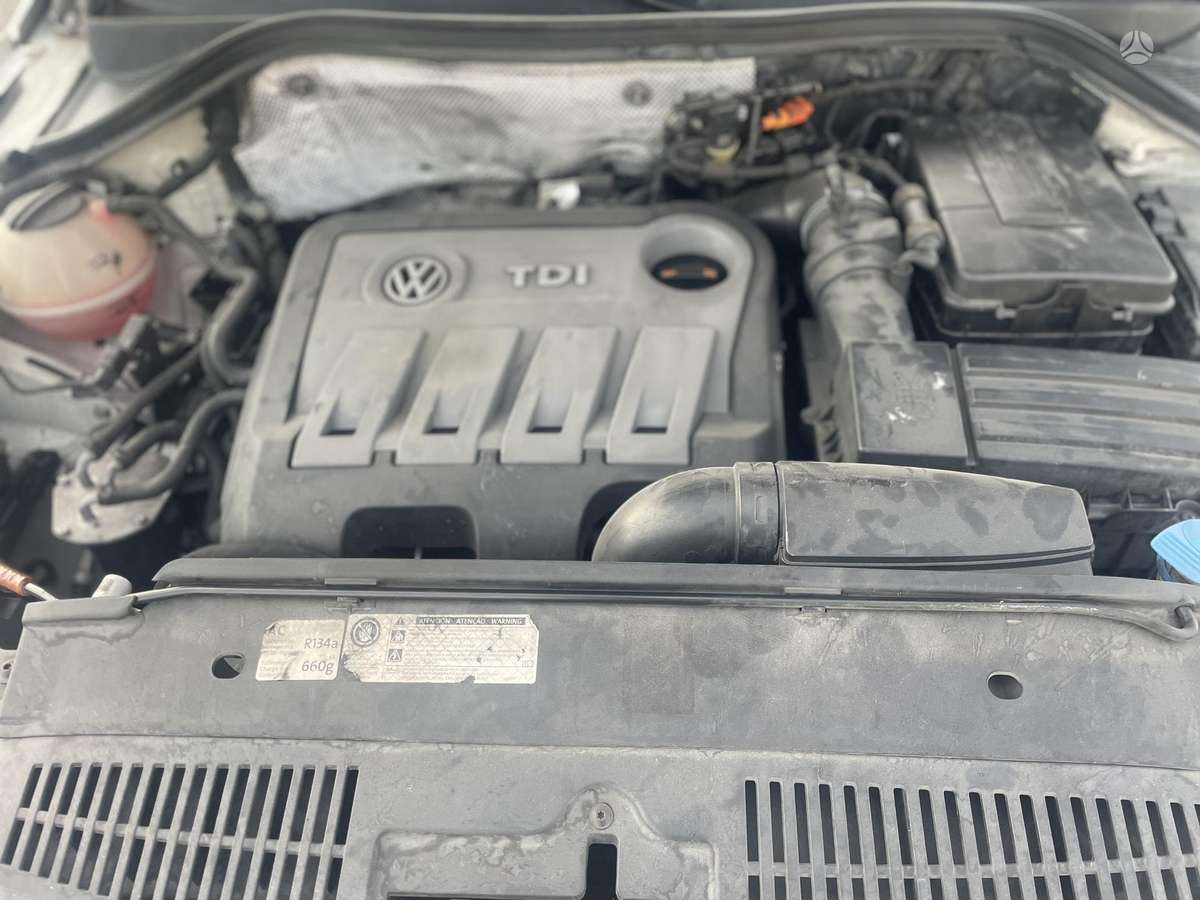 Volkswagen Tiguan 2012 — photo 21