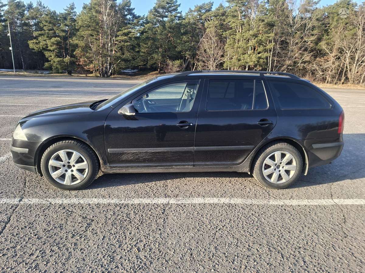 Skoda Octavia 2008 — двигун 1968 cm³, 140 HP (103kW)