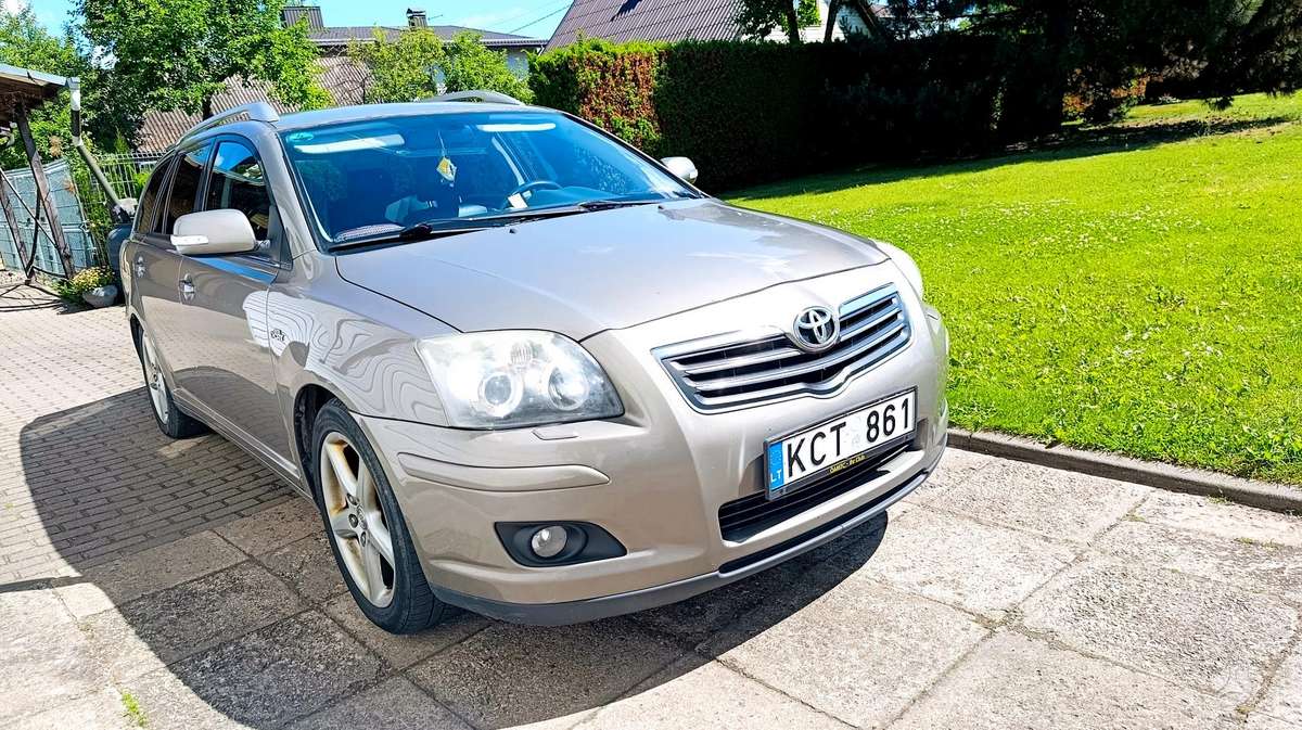 Toyota Avensis, 2006
