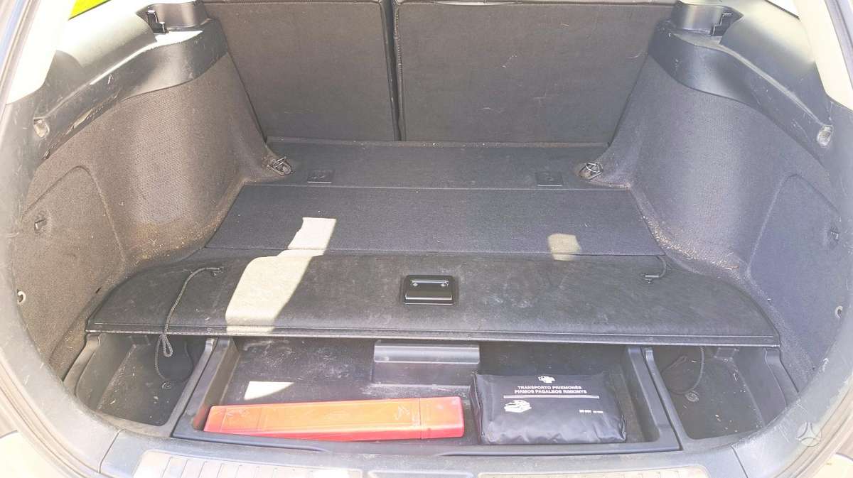 Toyota Avensis 2006 — photo 10