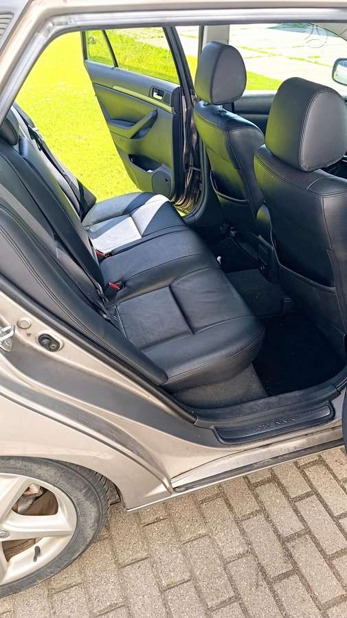 Toyota Avensis 2006 — photo 8