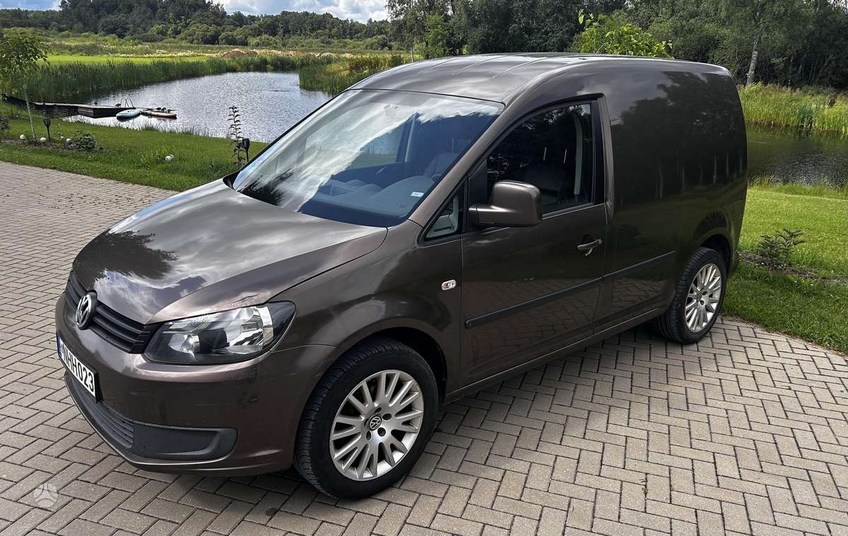 Volkswagen Caddy 2013 — салон