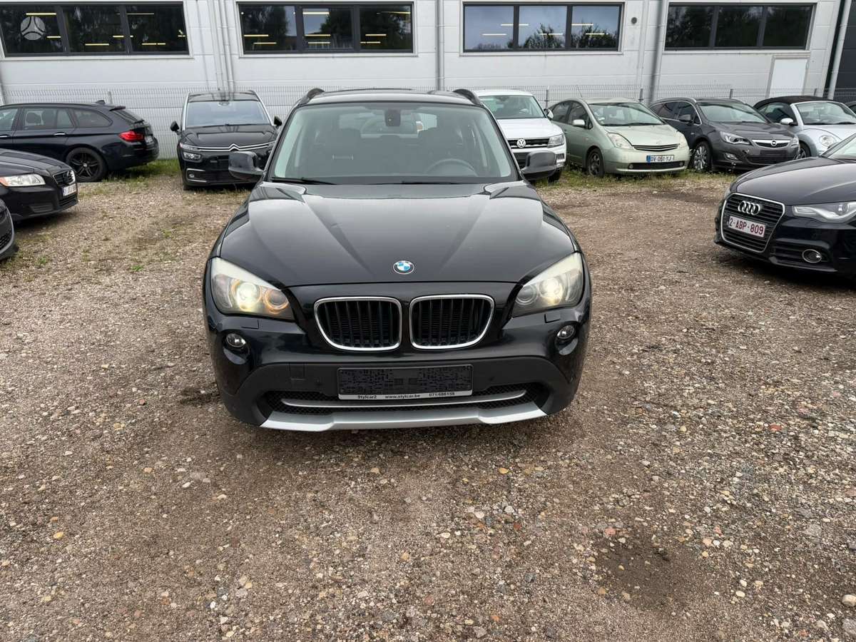 BMW X1 2011 — photo 6