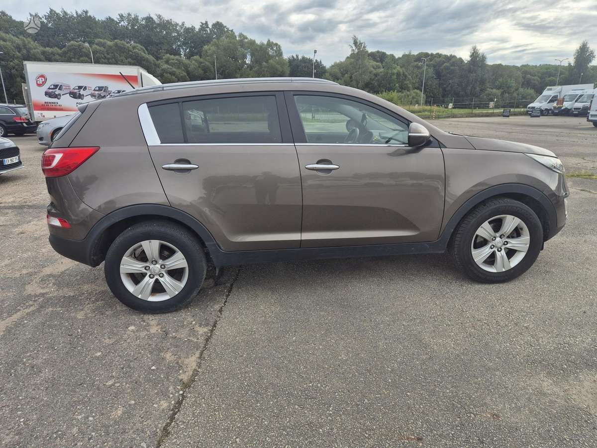Kia Sportage 2010 — photo 7