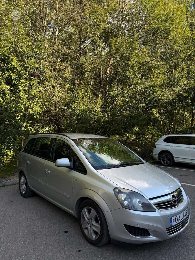 Opel Zafira 2012 — vehicle for AFU Ukraine