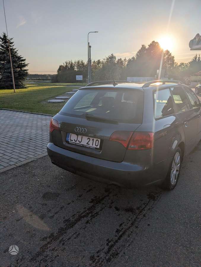 Audi A4 2005 — engine 2496 cm³, 163 HP (120kW)