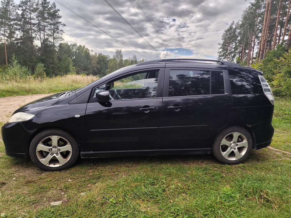 Mazda 5 2007 — вигляд ззаду