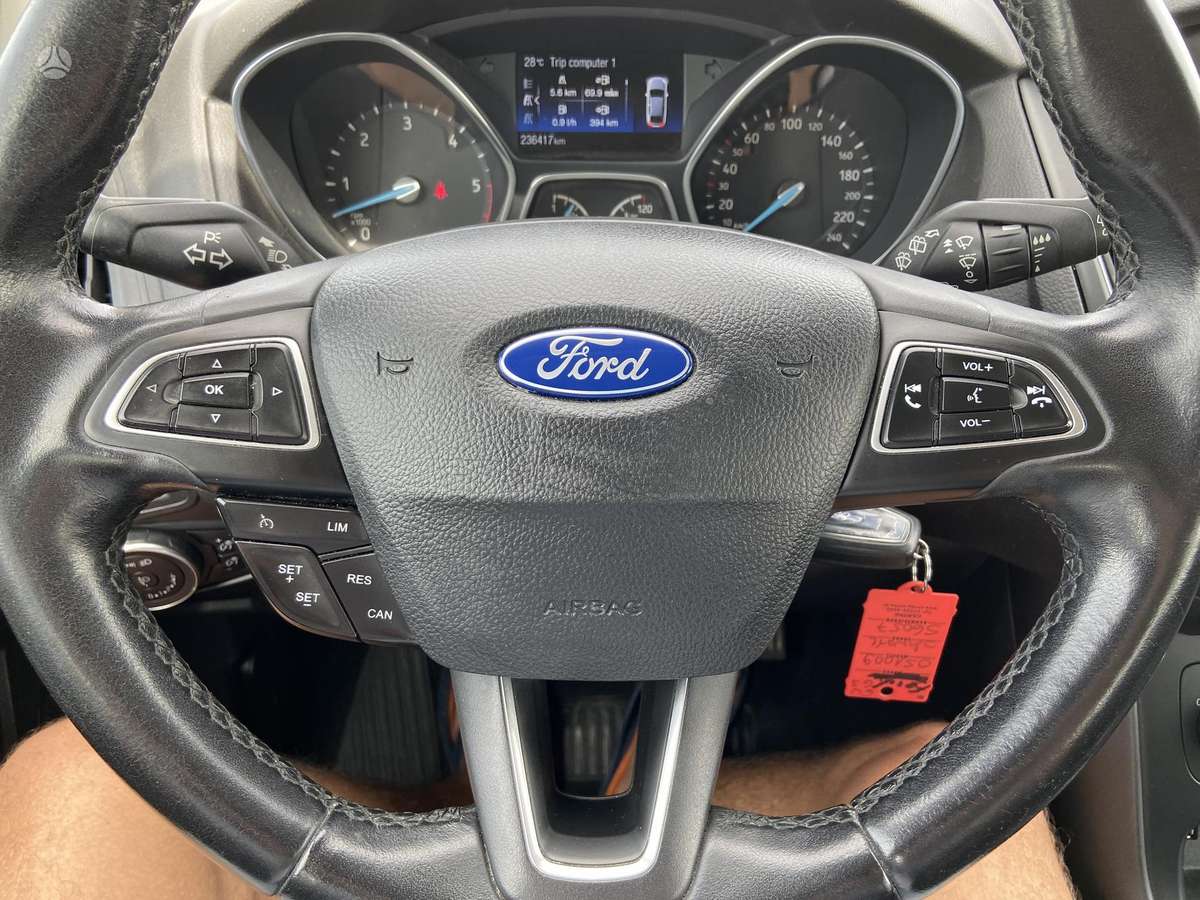 Ford Focus 2015 — фото 13