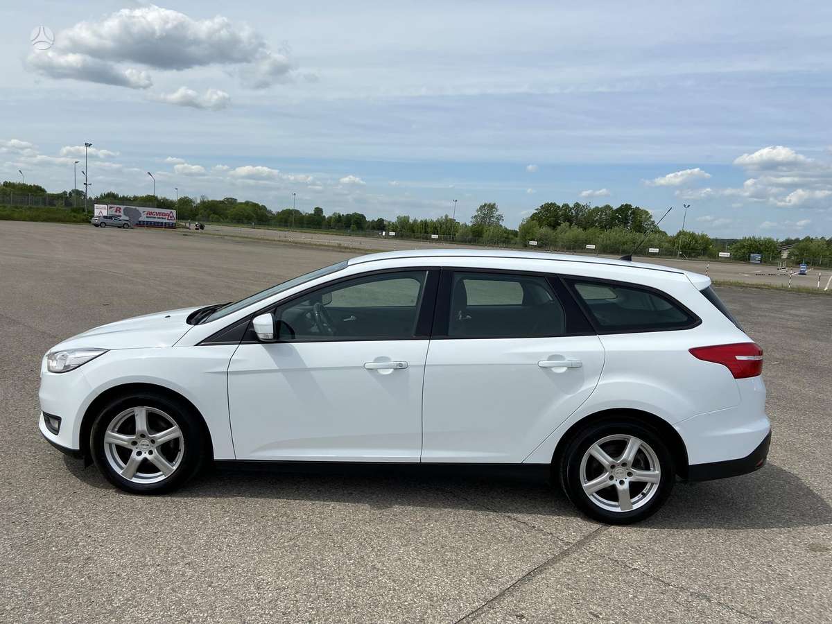 Ford Focus 2015 — двигун 1499 cm³, 120 HP (88kW)