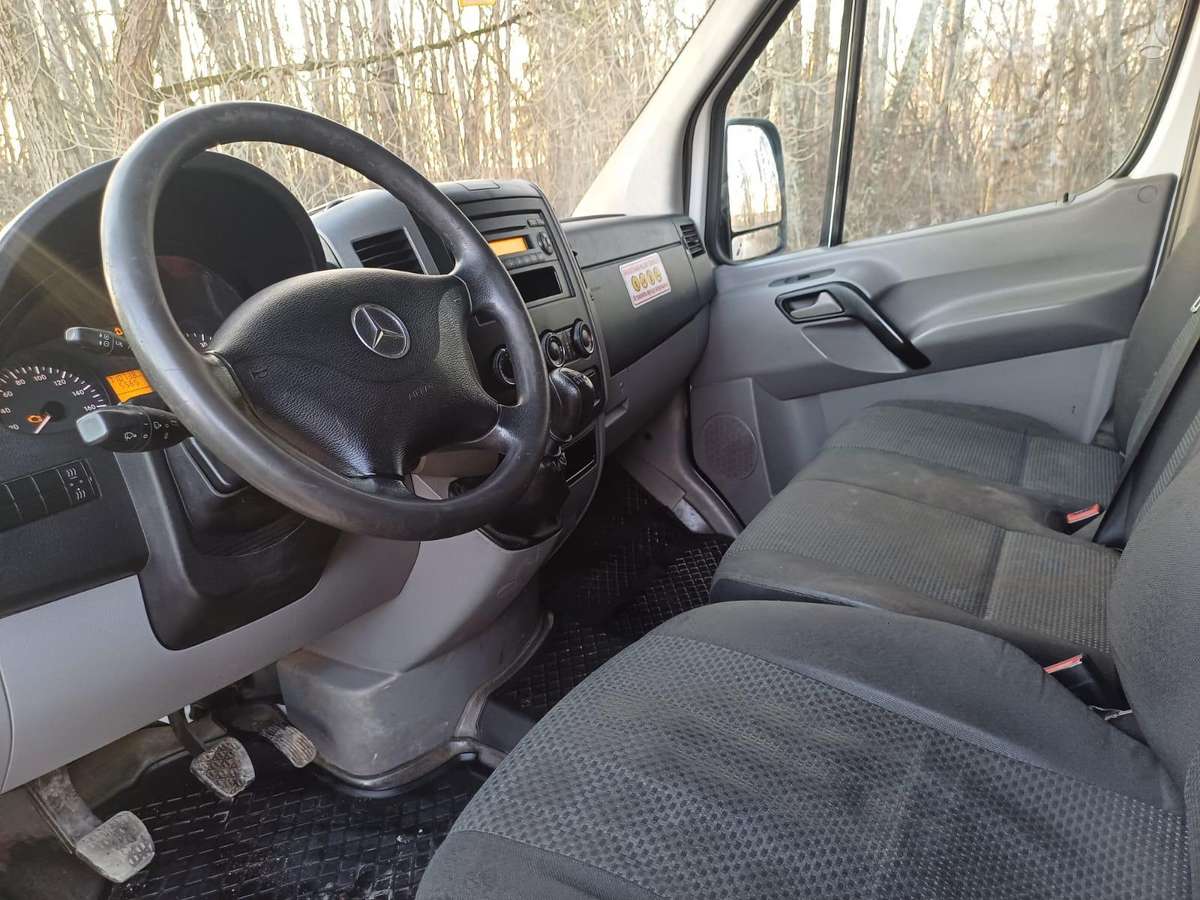 Mercedes-Benz Sprinter 2012 — photo 6