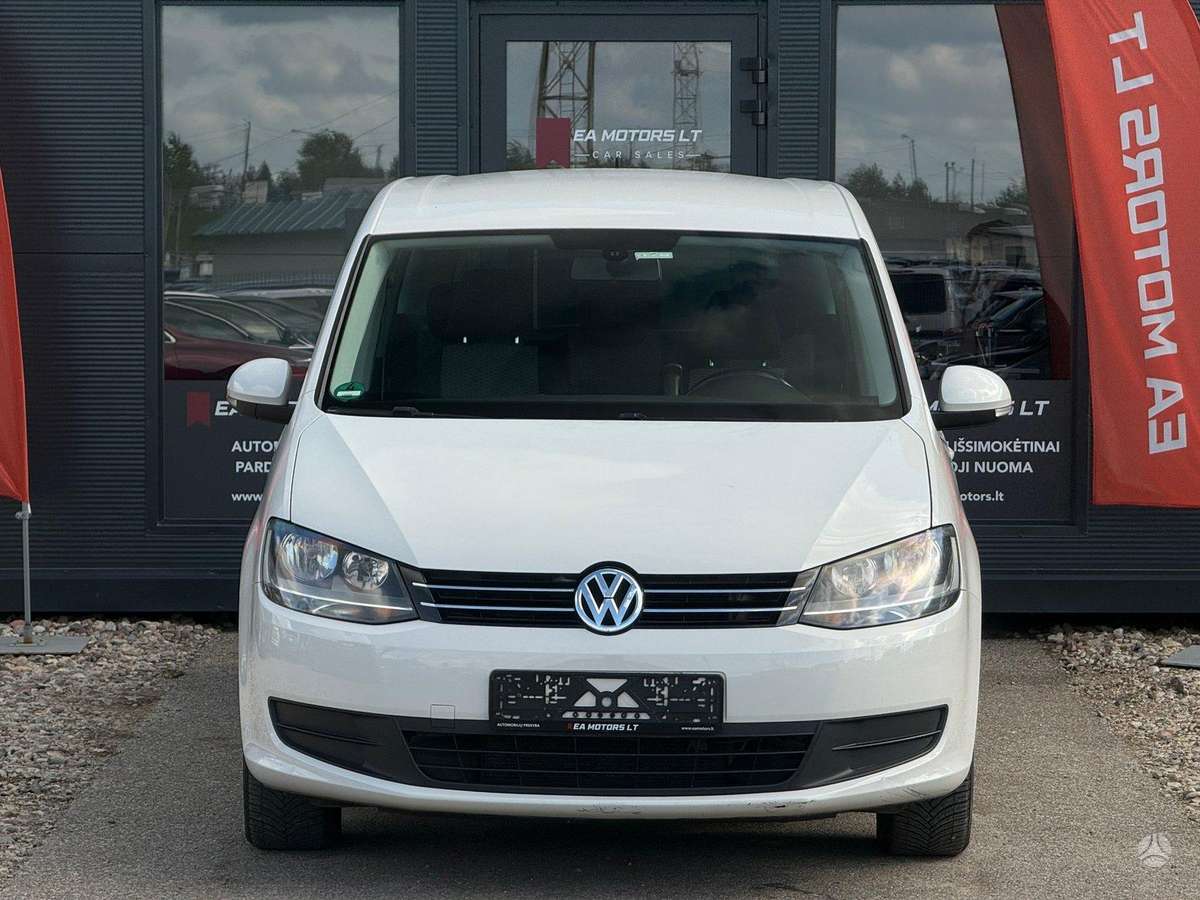 Volkswagen Sharan 2013 — rear view