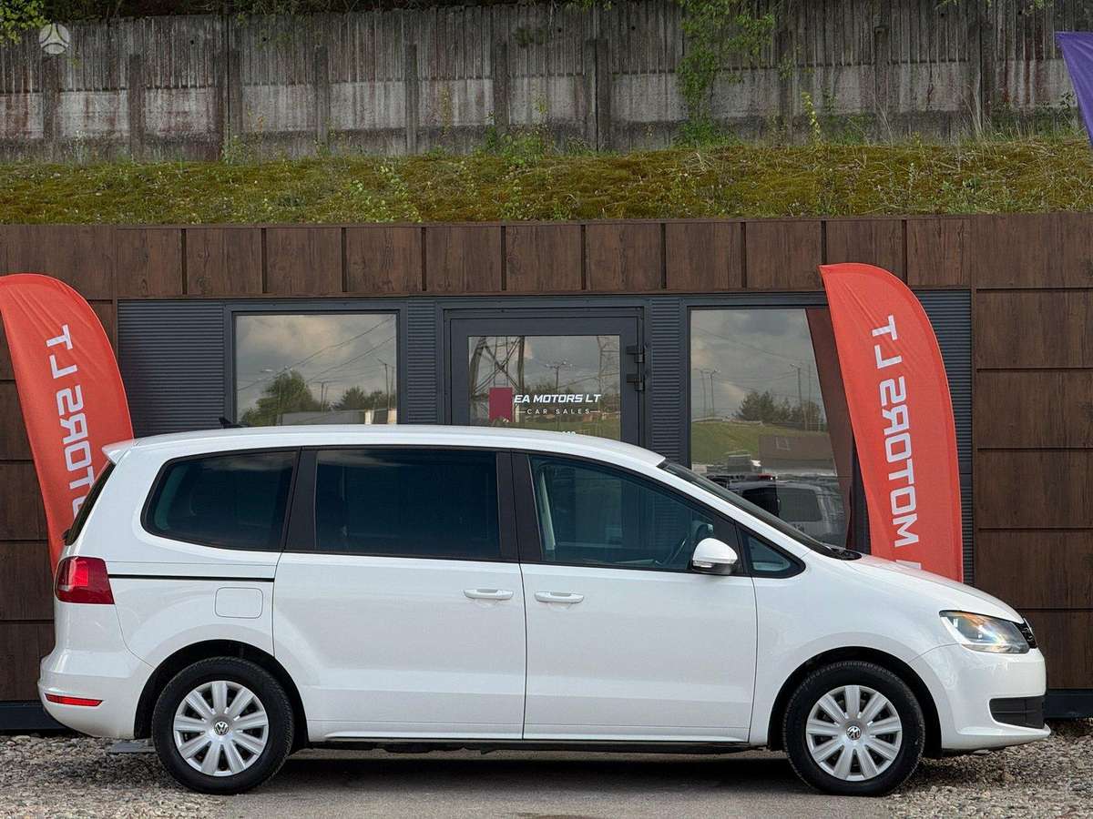 Volkswagen Sharan 2013 — engine 1968 cm³, 140 HP (103kW)