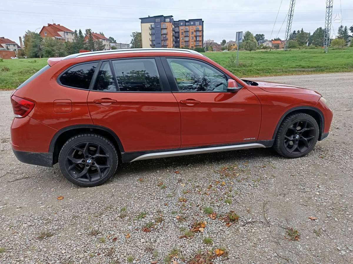 BMW X1 2015 — photo 6