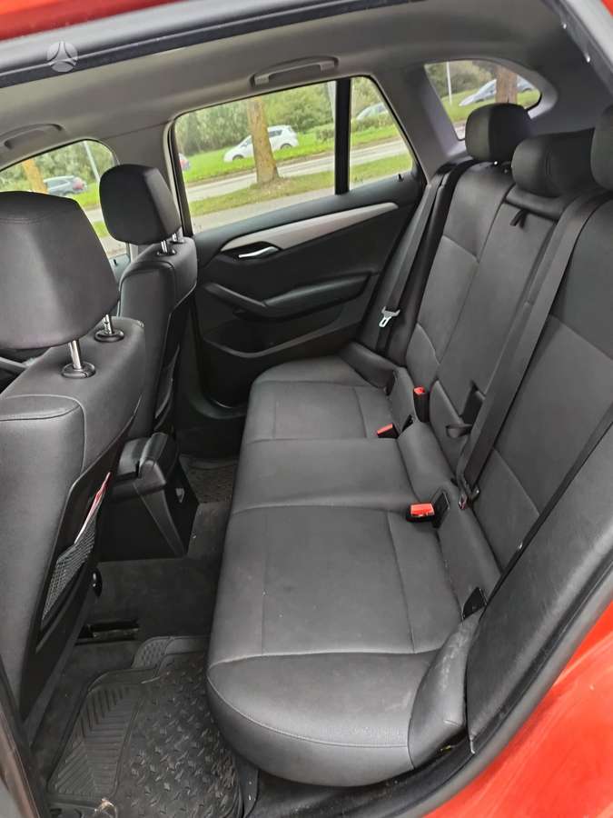 BMW X1 2015 — photo 8
