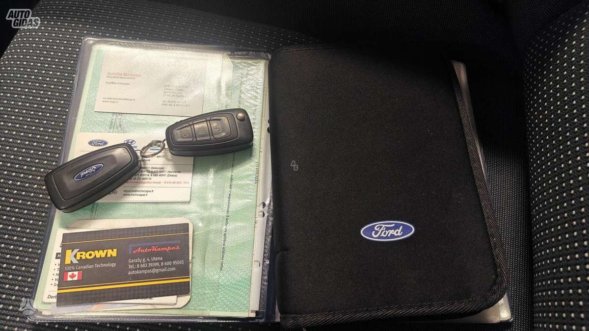 Ford C-MAX 2011 — photo 14