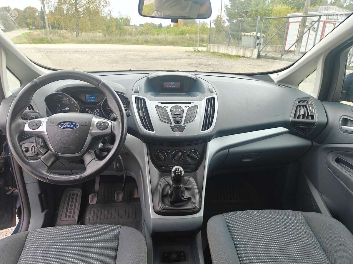 Ford C-MAX 2011 — photo 8