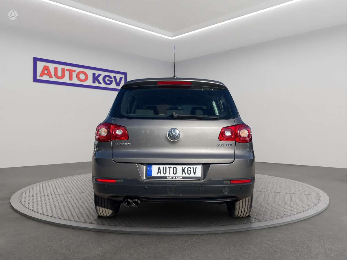 Volkswagen Tiguan 2008 — двигун 2000 cm³, 140 HP (103kW)
