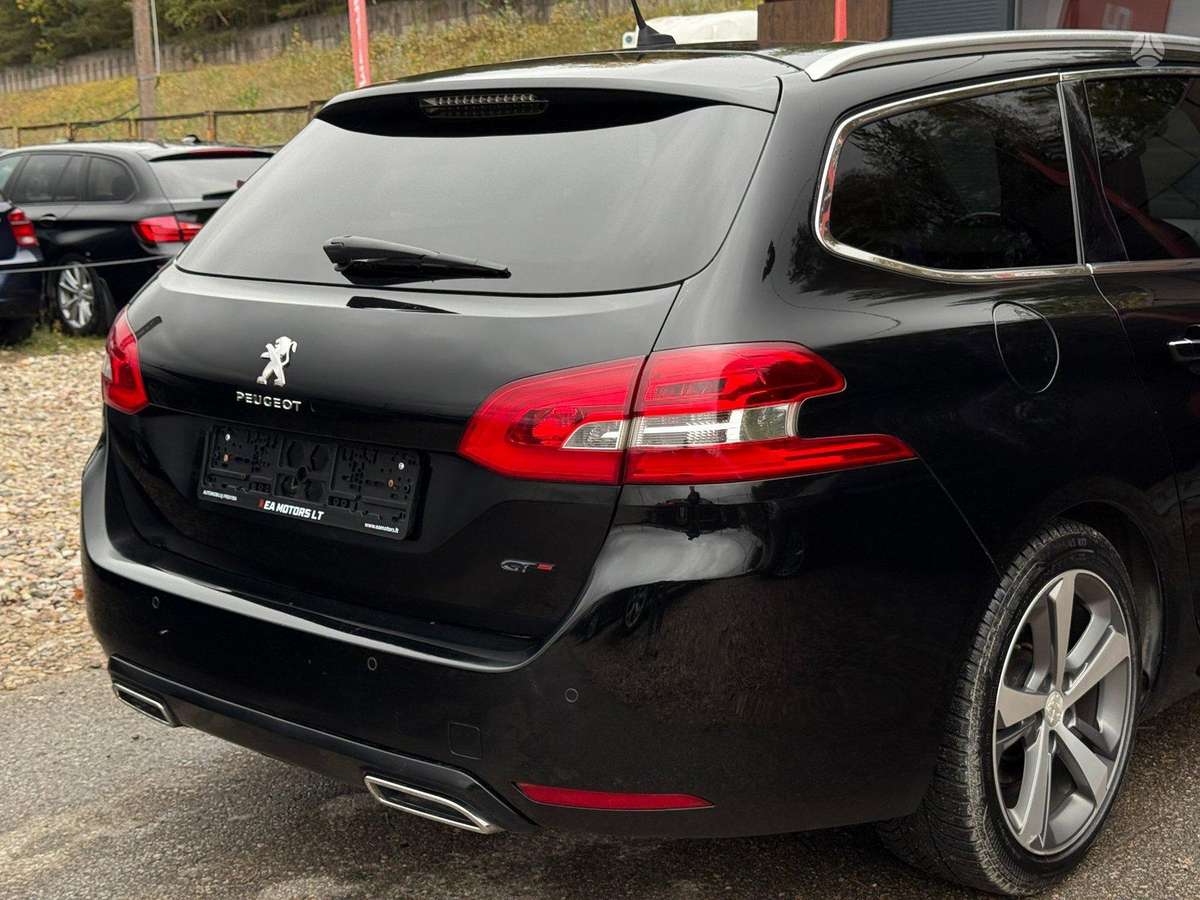 Peugeot 308 2015 — photo 12