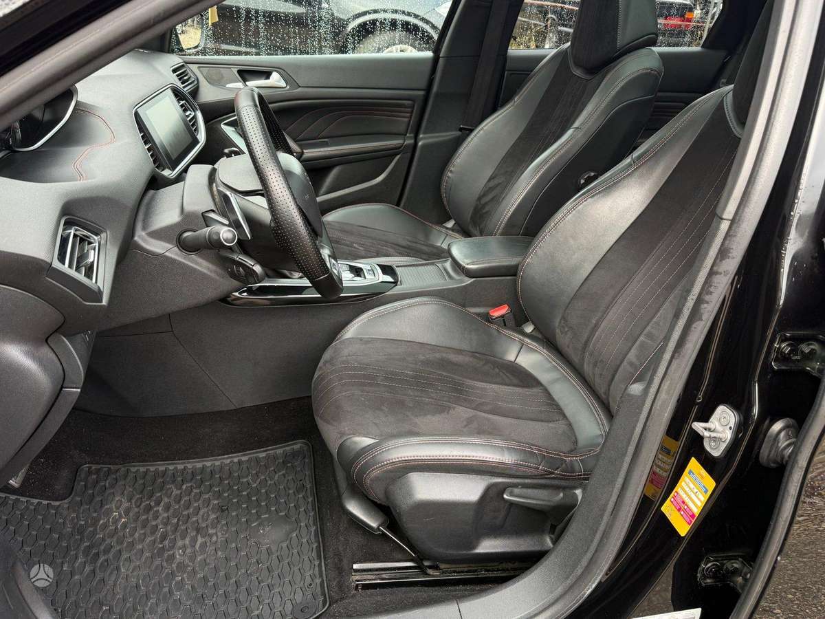 Peugeot 308 2015 — photo 14
