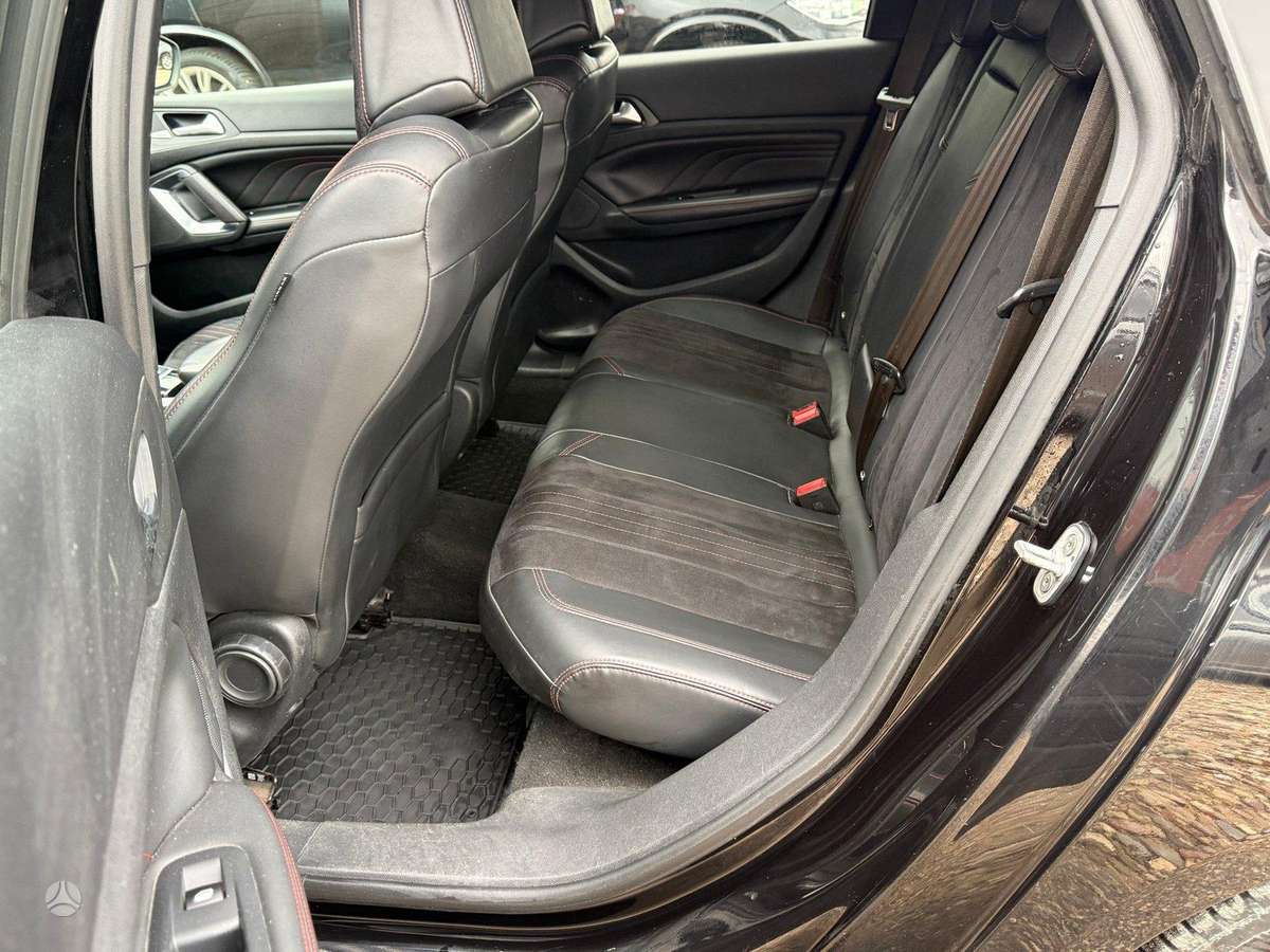 Peugeot 308 2015 — photo 29