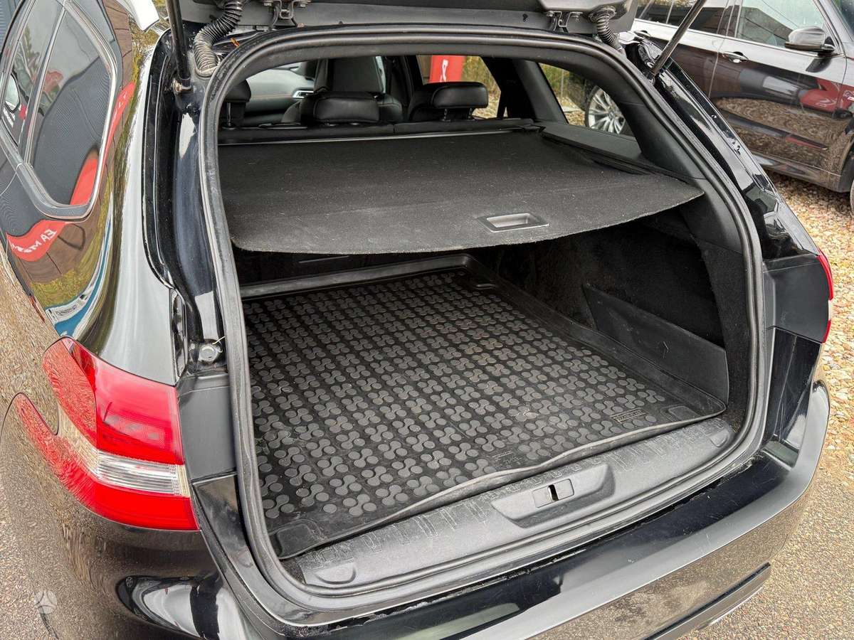 Peugeot 308 2015 — photo 30