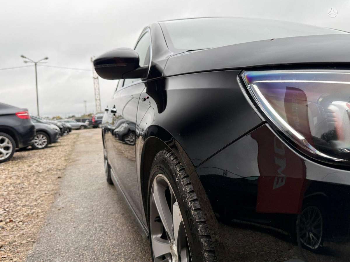 Peugeot 308 2015 — photo 9