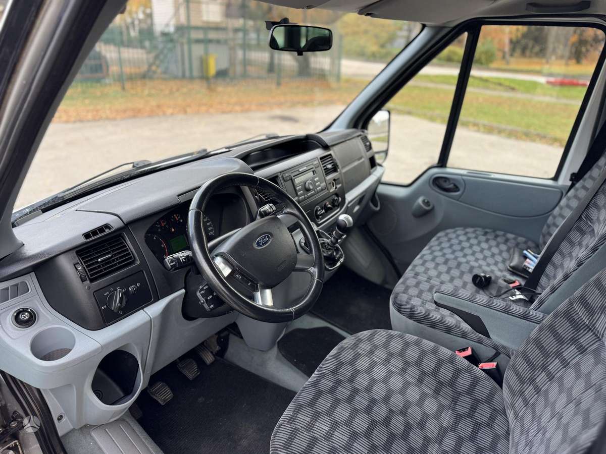 Ford Tourneo 2011 — photo 8