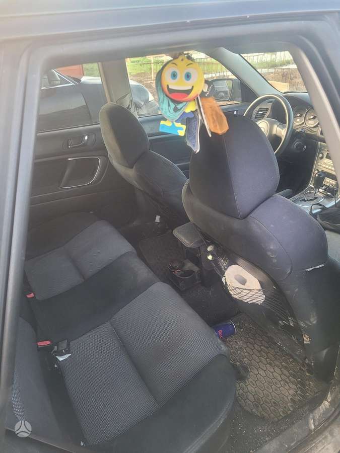 Subaru Legacy 2004 — photo 5