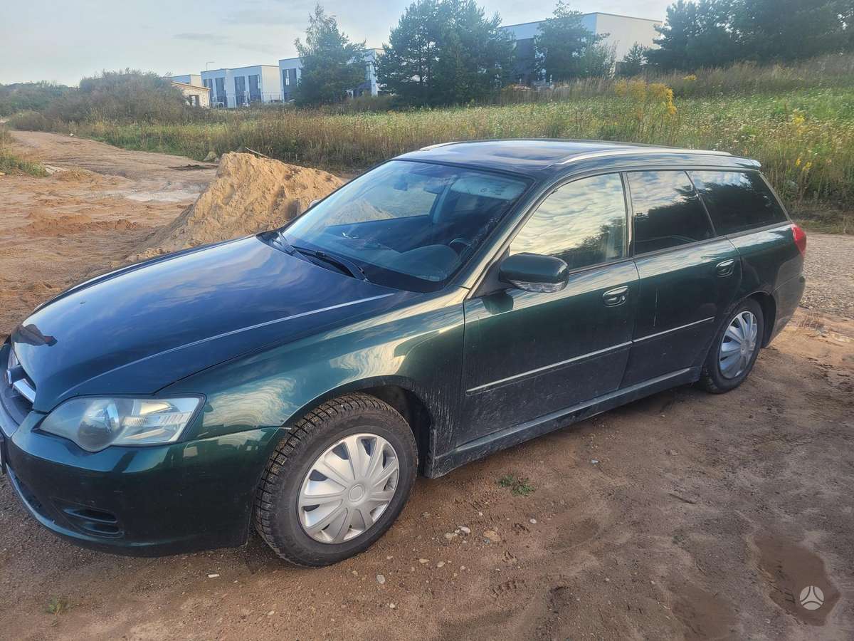 Subaru Legacy 2004 — photo 9