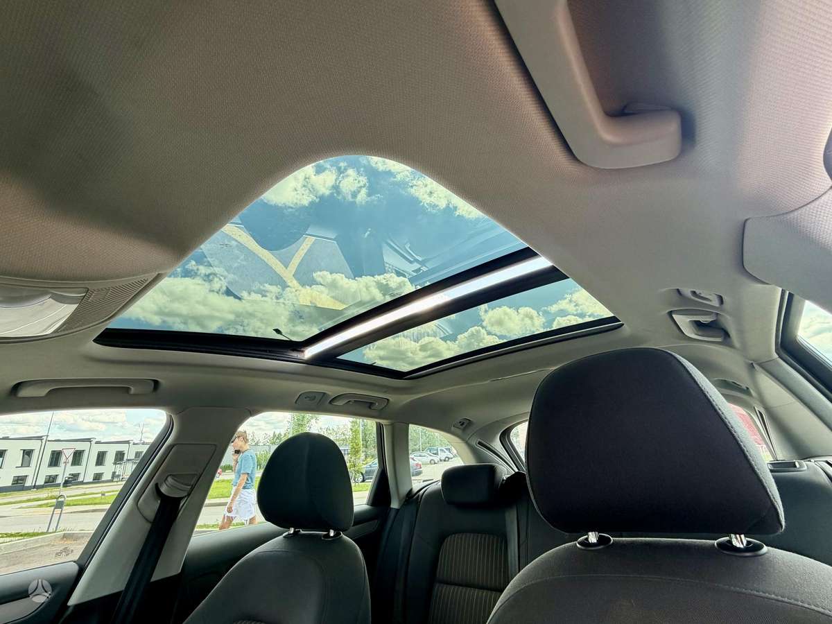 Audi A4 2014 — photo 13