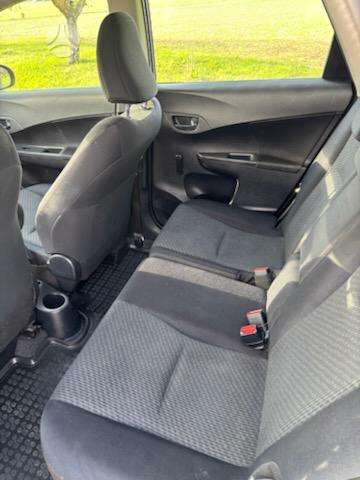 Toyota Verso-S 2011 — photo 6