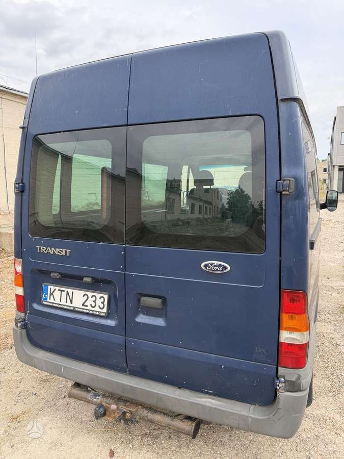 Ford Transit 2006 — interior