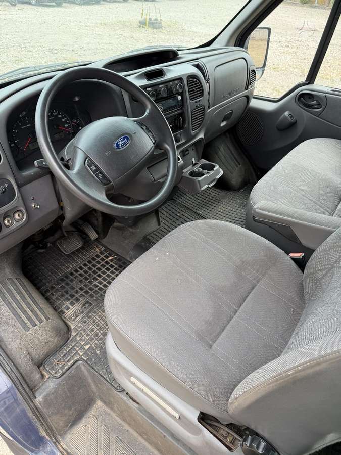 Ford Transit 2006 — photo 8