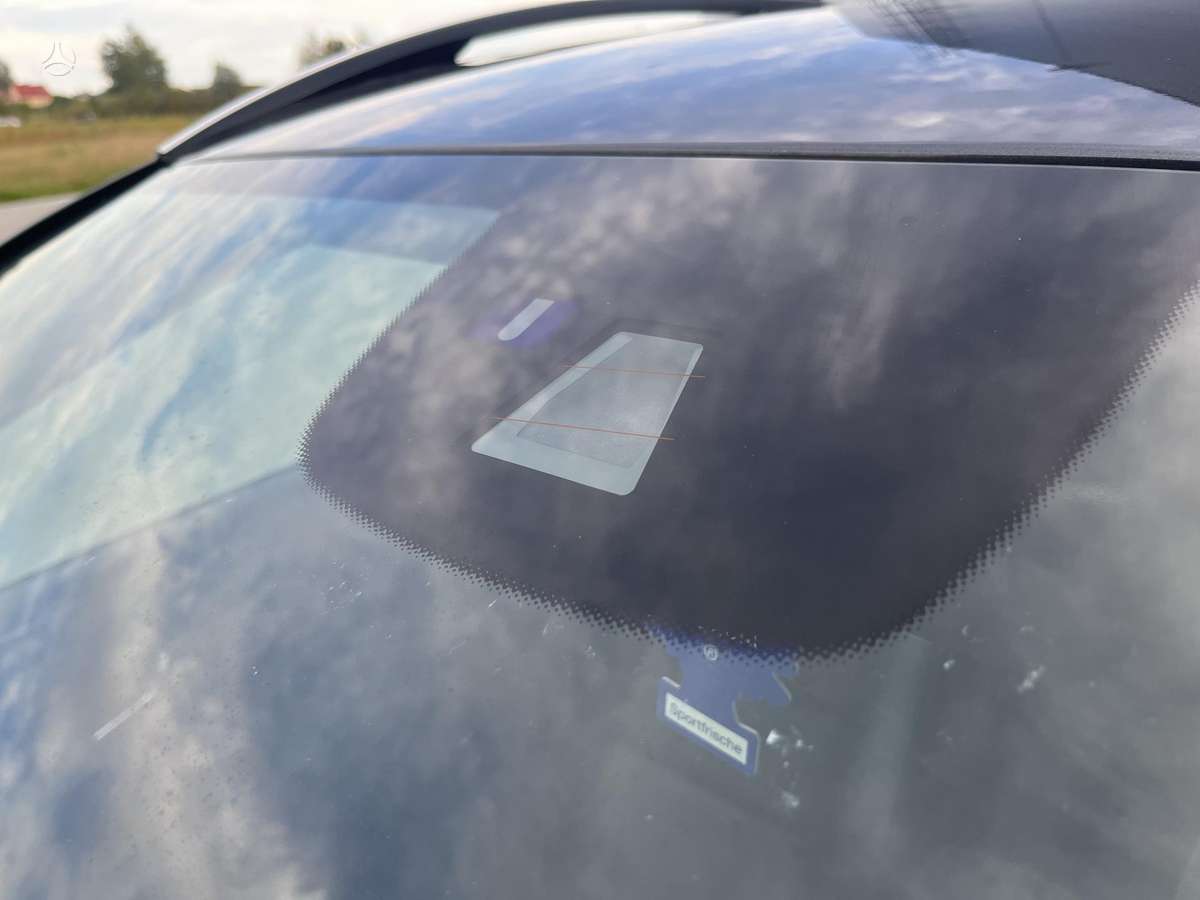 Mercedes-Benz E350 2010 — photo 9
