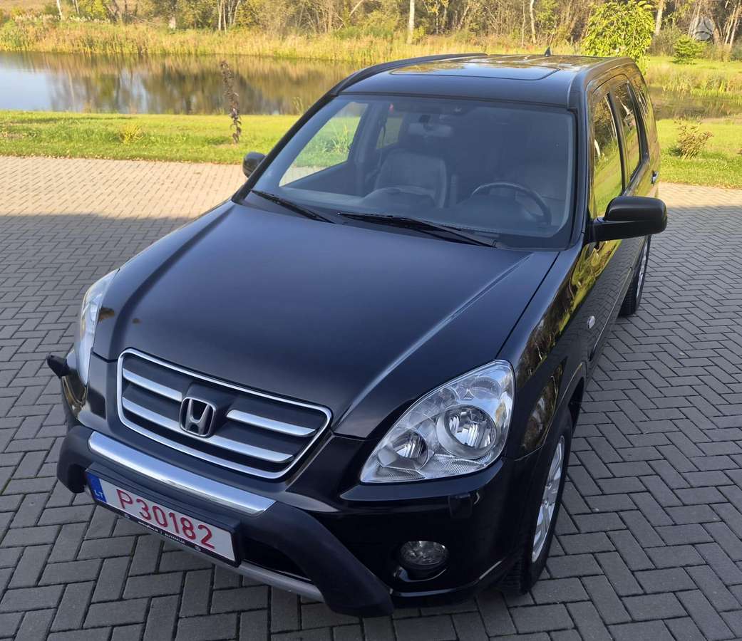 Honda CR-V 2005 — двигун 2200 cm³, 140 HP (103kW)