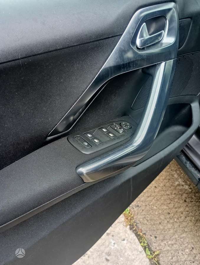 Peugeot 2008 2013 — photo 16