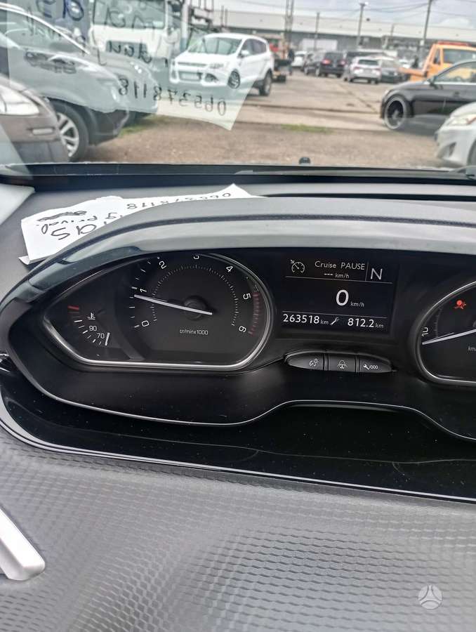 Peugeot 2008 2013 — photo 21