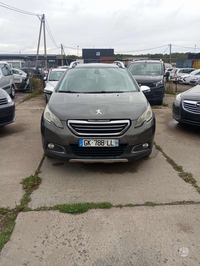 Peugeot 2008 2013 — interior