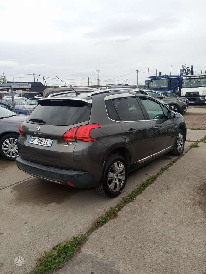 Peugeot 2008 2013 — photo 7