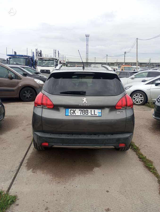 Peugeot 2008 2013 — photo 9