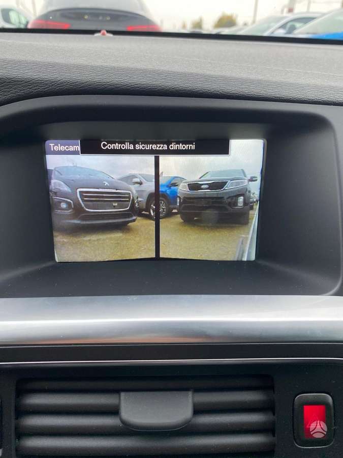 Volvo V60 2012 — photo 19