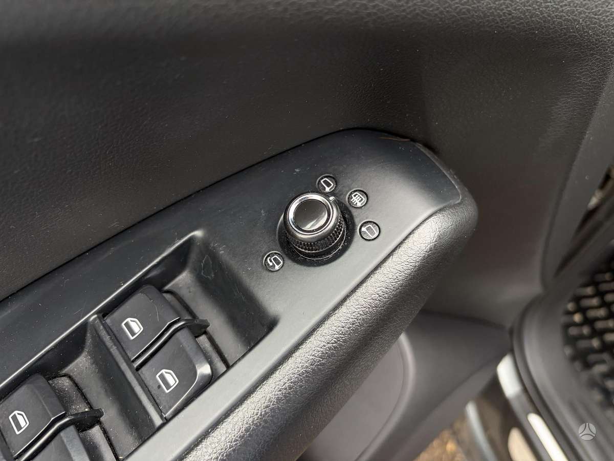 Audi Q5 2009 — photo 12