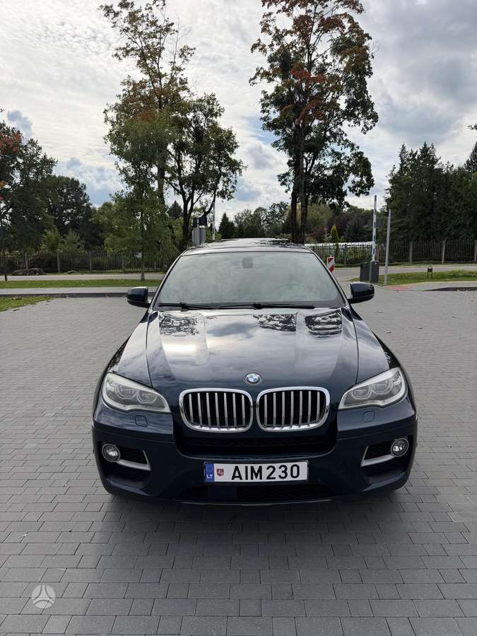 BMW X6 2014 — двигун 4395 cm³, 407 HP (299kW)