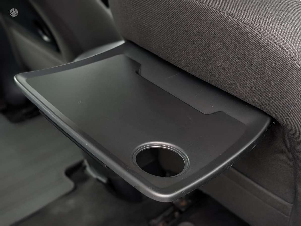 Ford Galaxy 2013 — фото 20