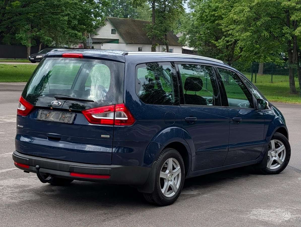 Ford Galaxy 2013 — салон