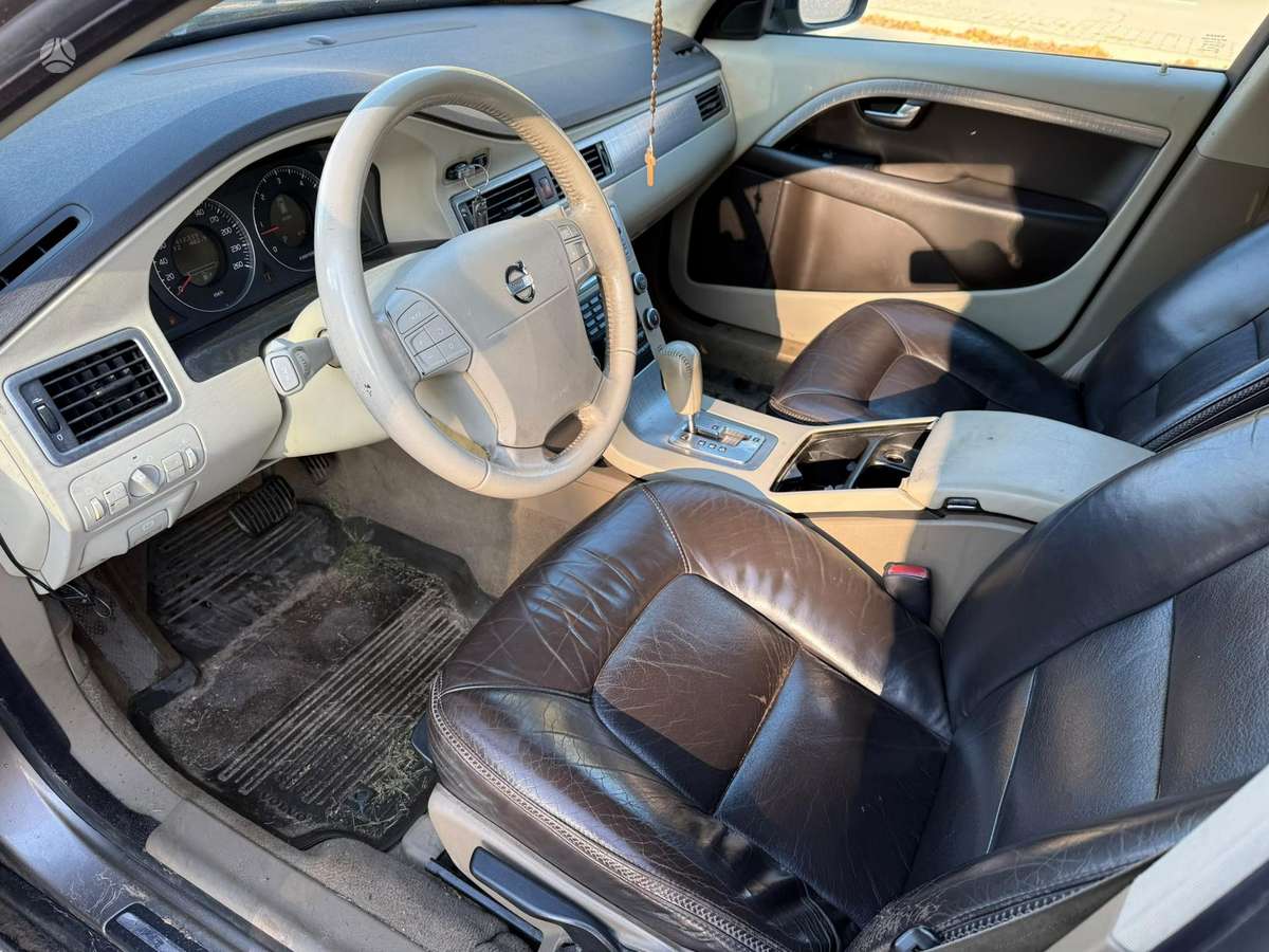 Volvo XC70 2008 — photo 7