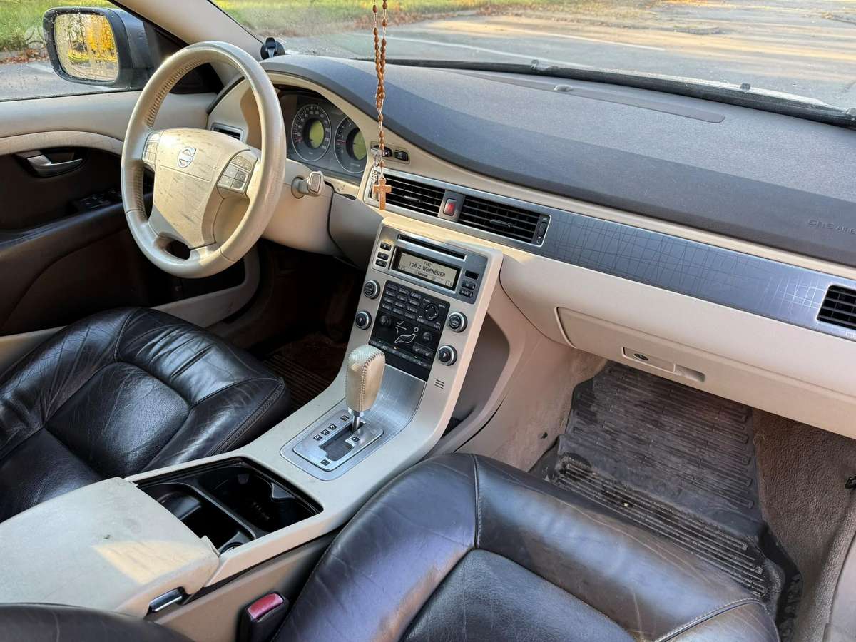 Volvo XC70 2008 — photo 9