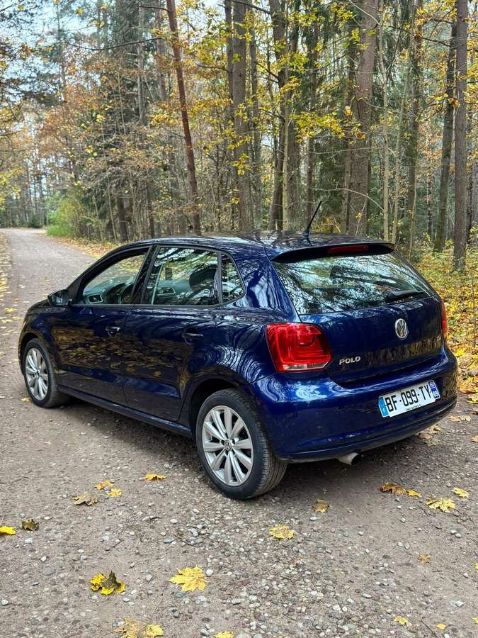 Volkswagen Polo 2011 — engine 1200 cm³, 105 HP (77kW)