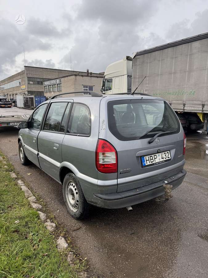 Opel Zafira 2004 — engine 2200 cm³, 125 HP (92kW)