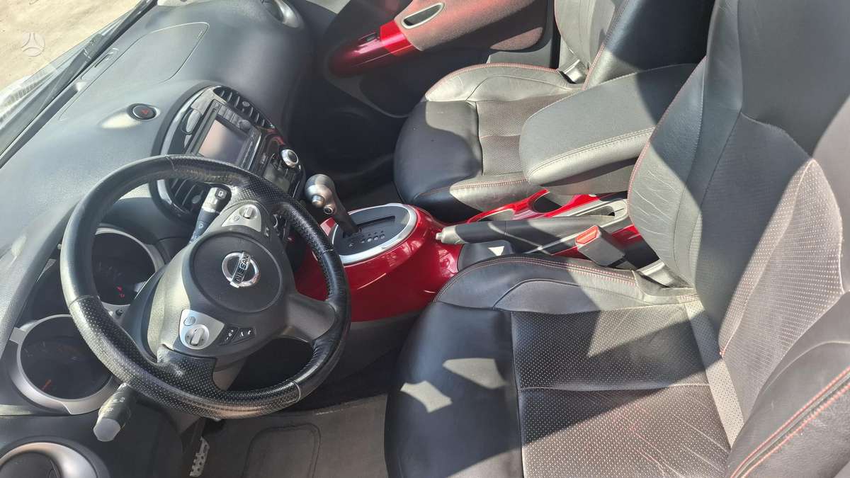 Nissan Juke 2010 — photo 5